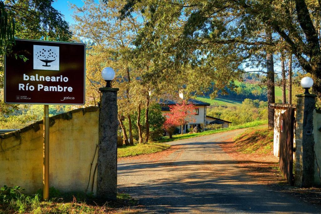 Hotel Balneario Rio Pambre Palas de Rei Zewnętrze zdjęcie